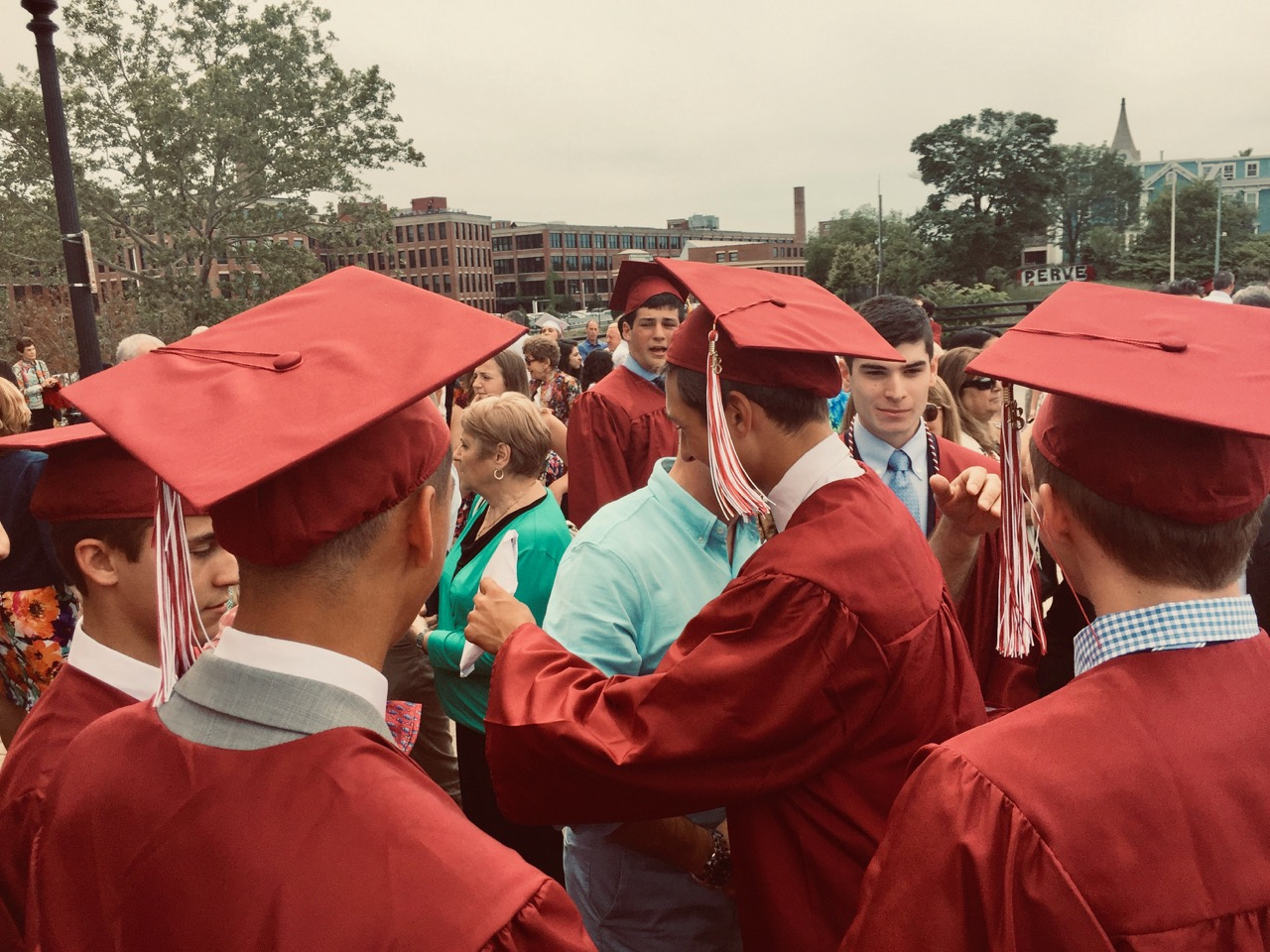 High School Looks To Eliminate Valedictorian Weighted Gpas for measurements 1280 X 960