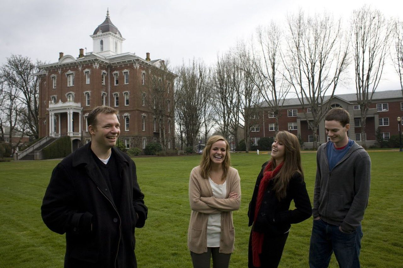 Linfield College Students Learn About The Vietnam War within dimensions 1280 X 853